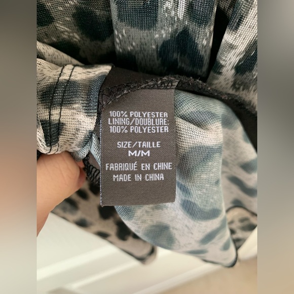 Suzy shier dress - Picture 3 of 4